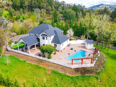 A home in Roseburg