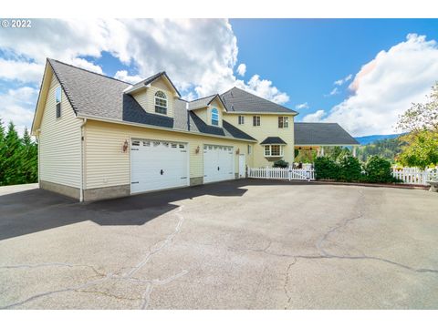 A home in Roseburg