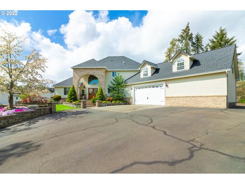 A home in Roseburg