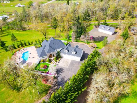 A home in Roseburg