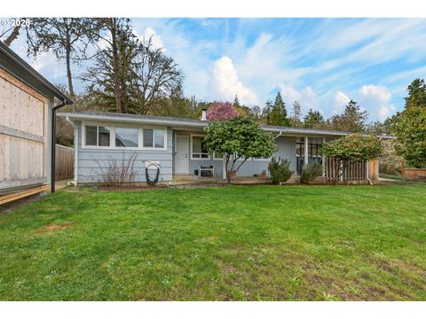 2153 SE OHIO AVE Roseburg OR 97470