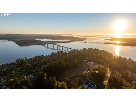 Fiddleback RD 3700 North Bend OR 97459