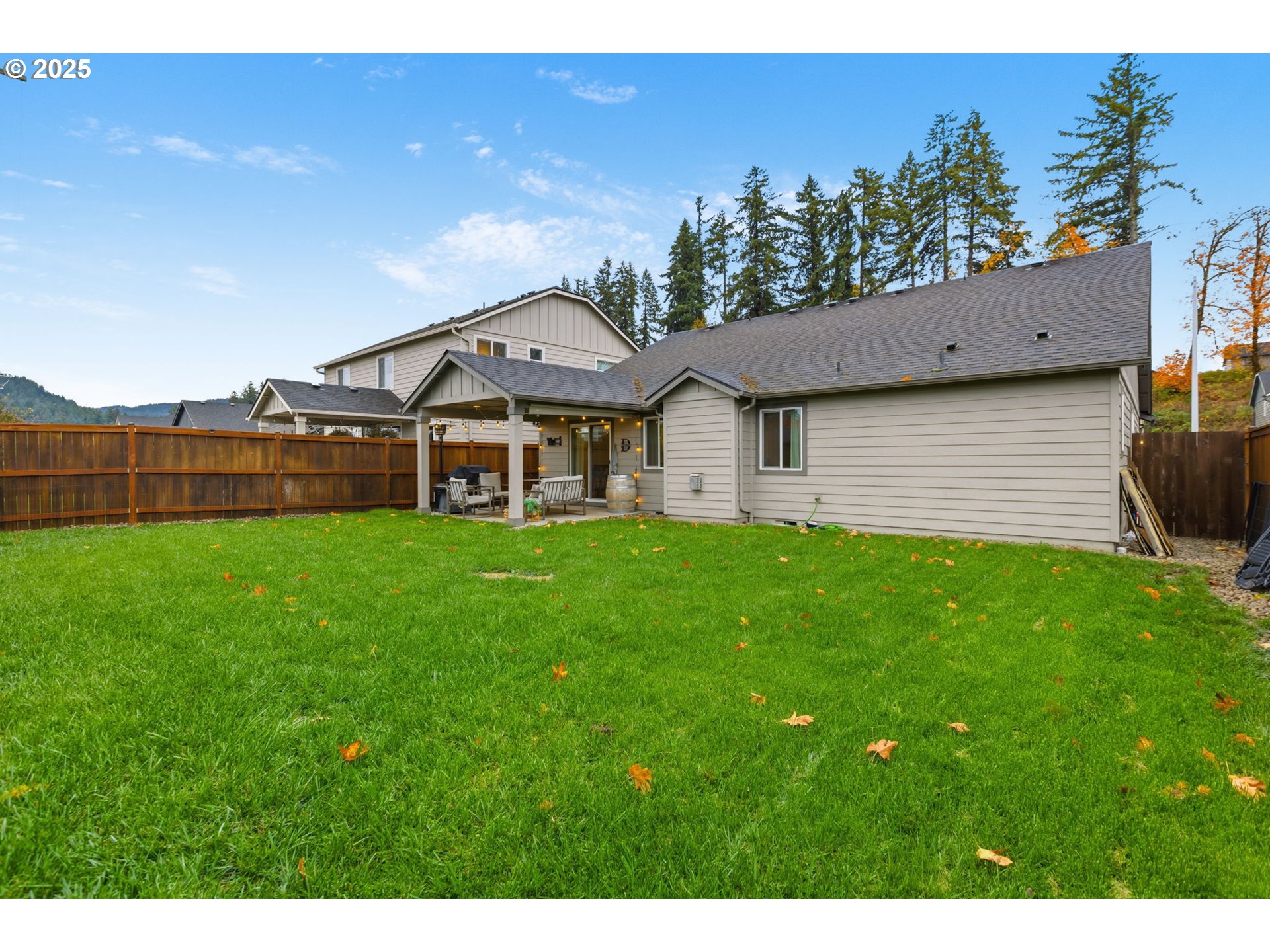 Springfield, Oregon 97478, United States, 3 Bedrooms Bedrooms, ,2 BathroomsBathrooms,Residential,Active,236771