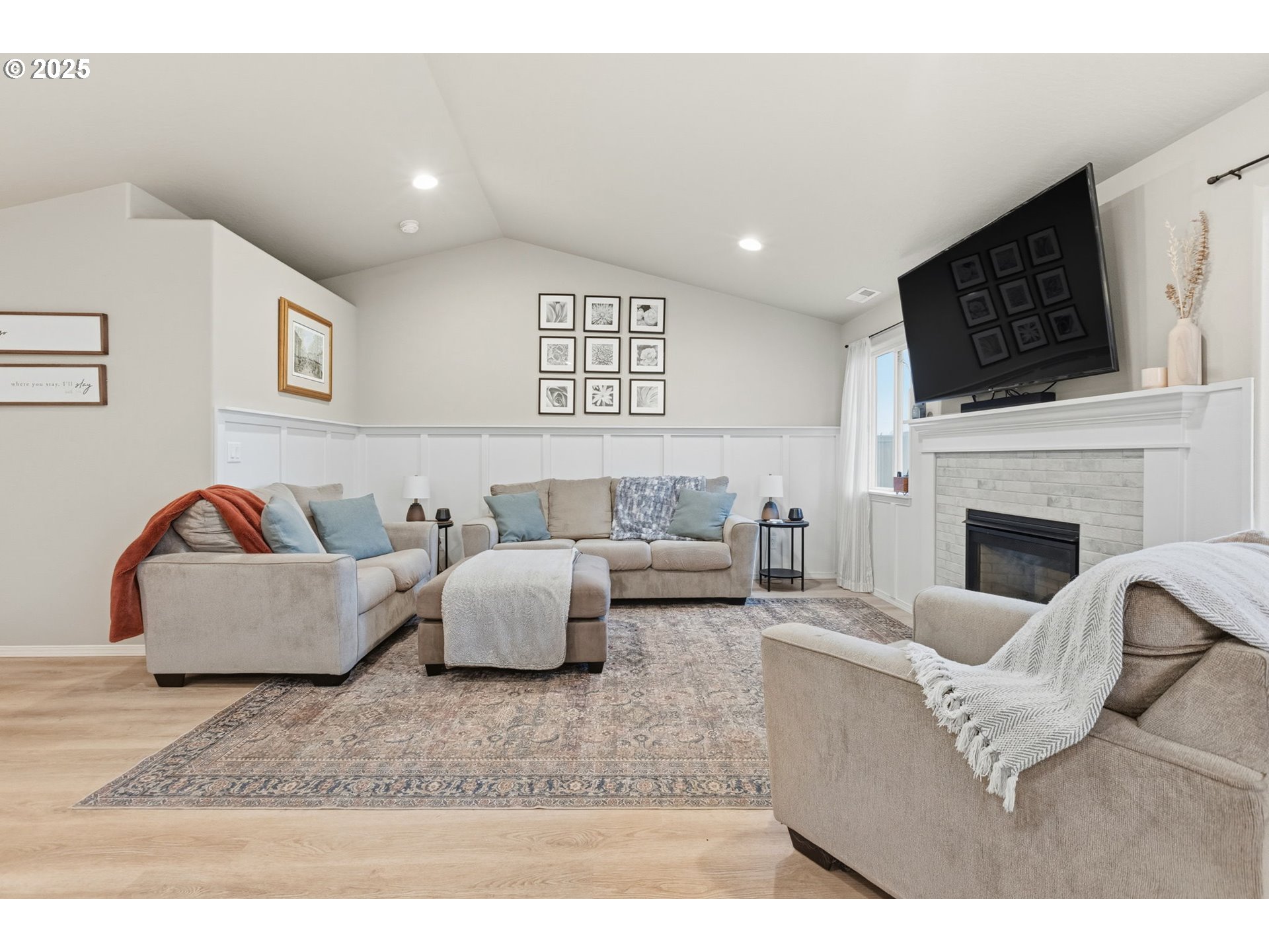 Springfield, Oregon 97478, United States, 3 Bedrooms Bedrooms, ,2 BathroomsBathrooms,Residential,Active,236771