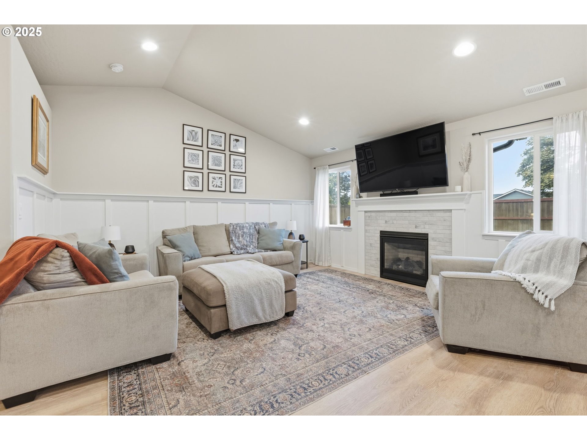 Springfield, Oregon 97478, United States, 3 Bedrooms Bedrooms, ,2 BathroomsBathrooms,Residential,Active,236771