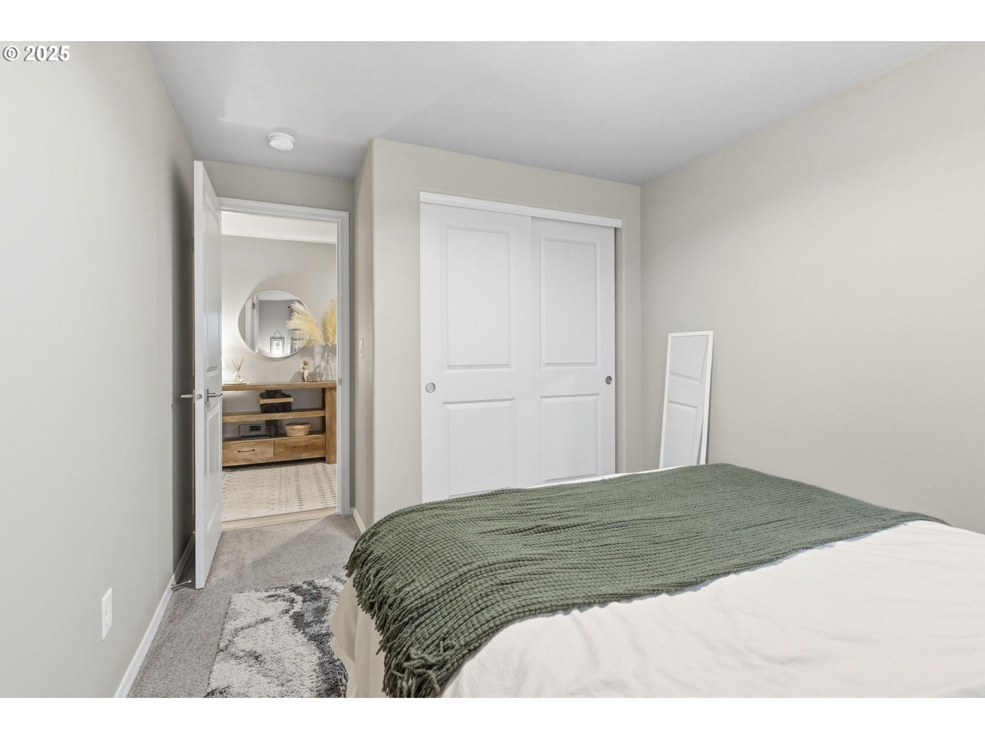 Springfield, Oregon 97478, United States, 3 Bedrooms Bedrooms, ,2 BathroomsBathrooms,Residential,Active,236771