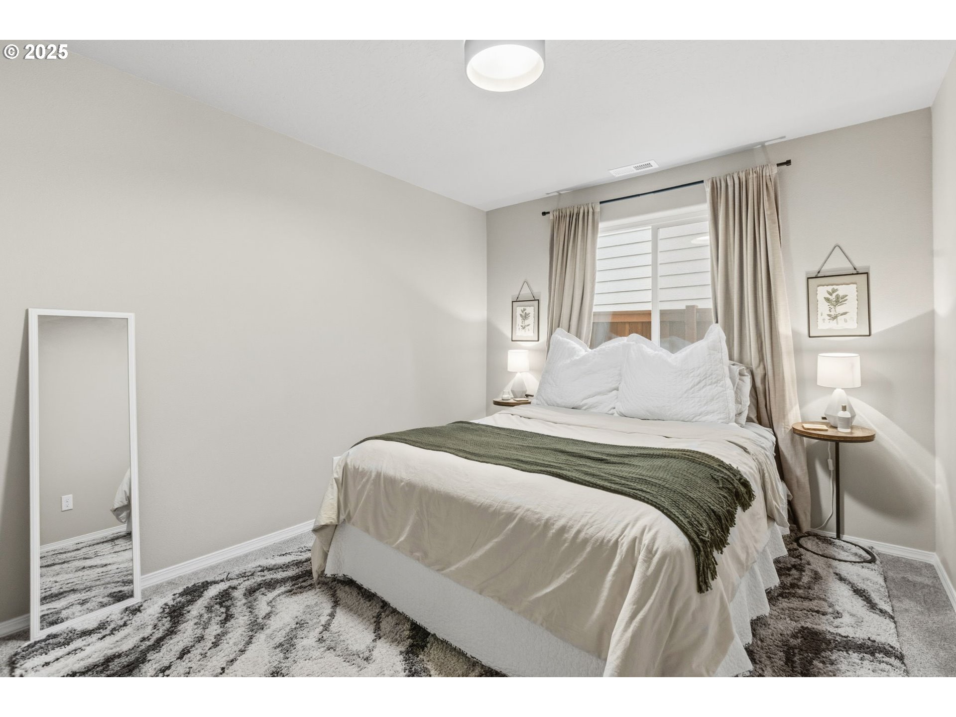 Springfield, Oregon 97478, United States, 3 Bedrooms Bedrooms, ,2 BathroomsBathrooms,Residential,Active,236771