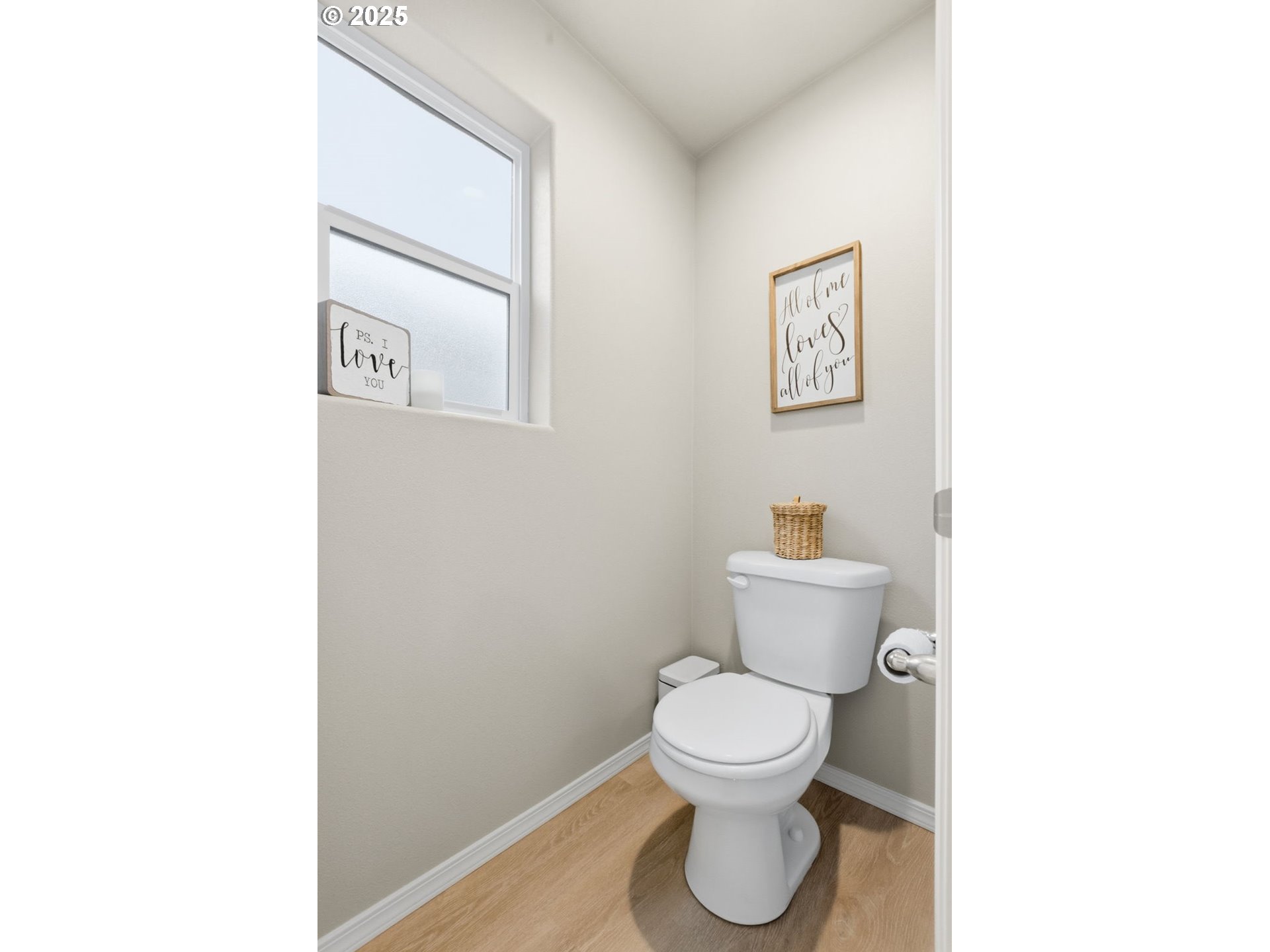 Springfield, Oregon 97478, United States, 3 Bedrooms Bedrooms, ,2 BathroomsBathrooms,Residential,Active,236771