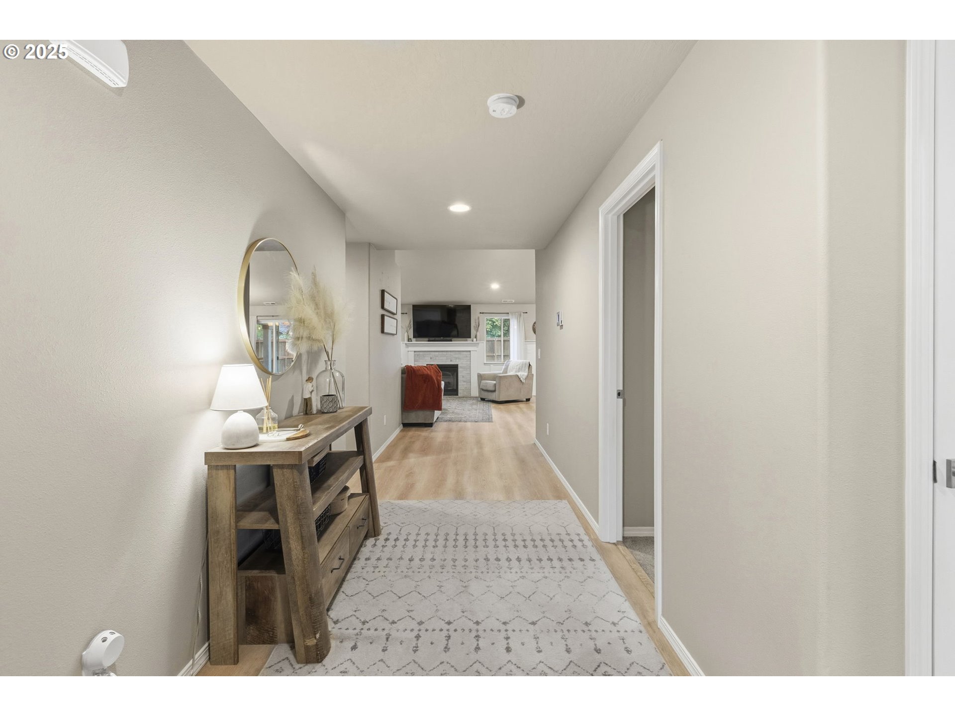 Springfield, Oregon 97478, United States, 3 Bedrooms Bedrooms, ,2 BathroomsBathrooms,Residential,Active,236771