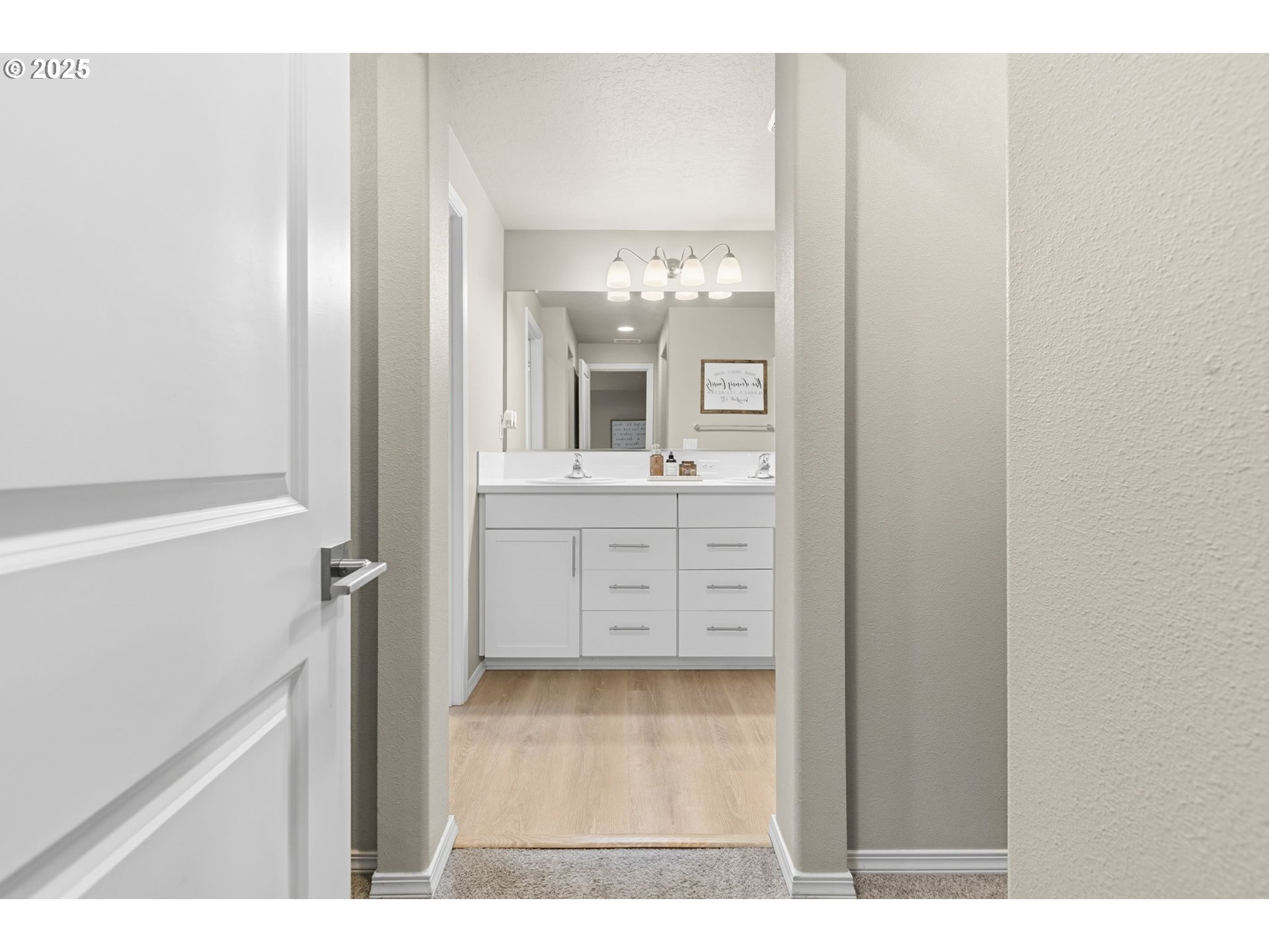 Springfield, Oregon 97478, United States, 3 Bedrooms Bedrooms, ,2 BathroomsBathrooms,Residential,Active,236771