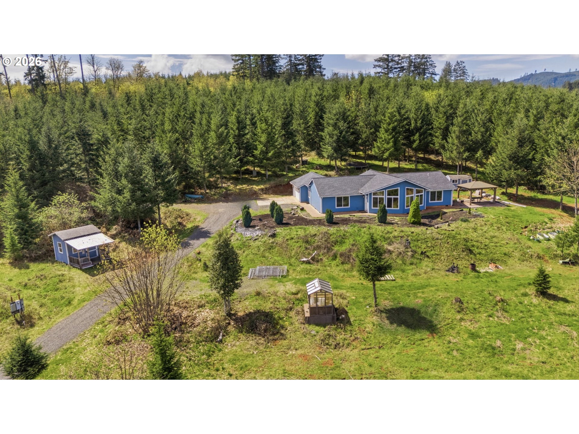 92296 CASCADE WOODS DR