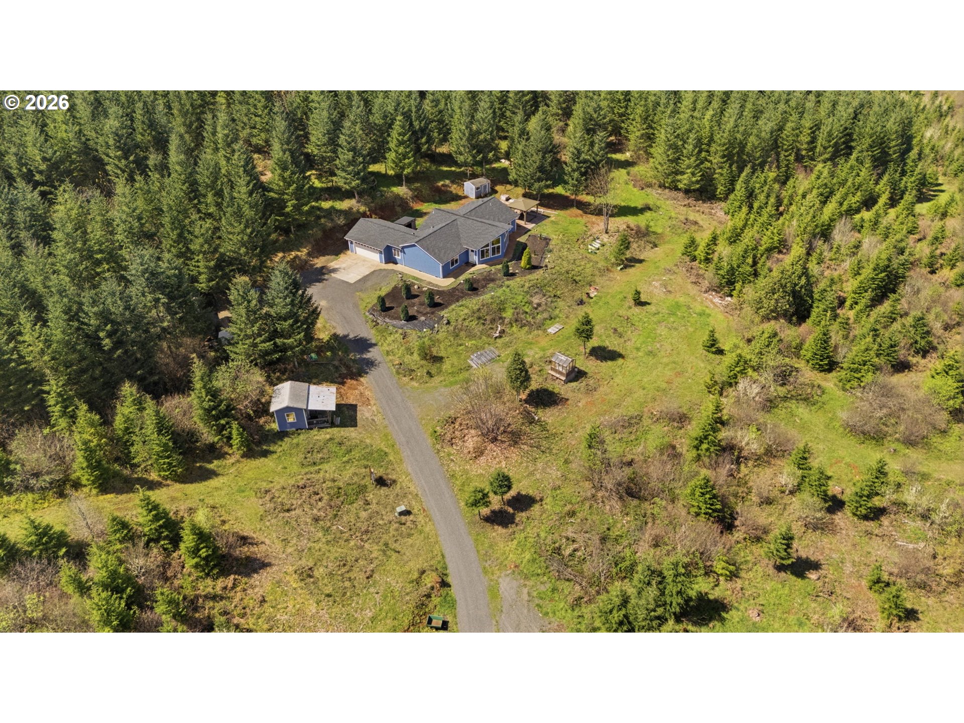 92296 CASCADE WOODS DR