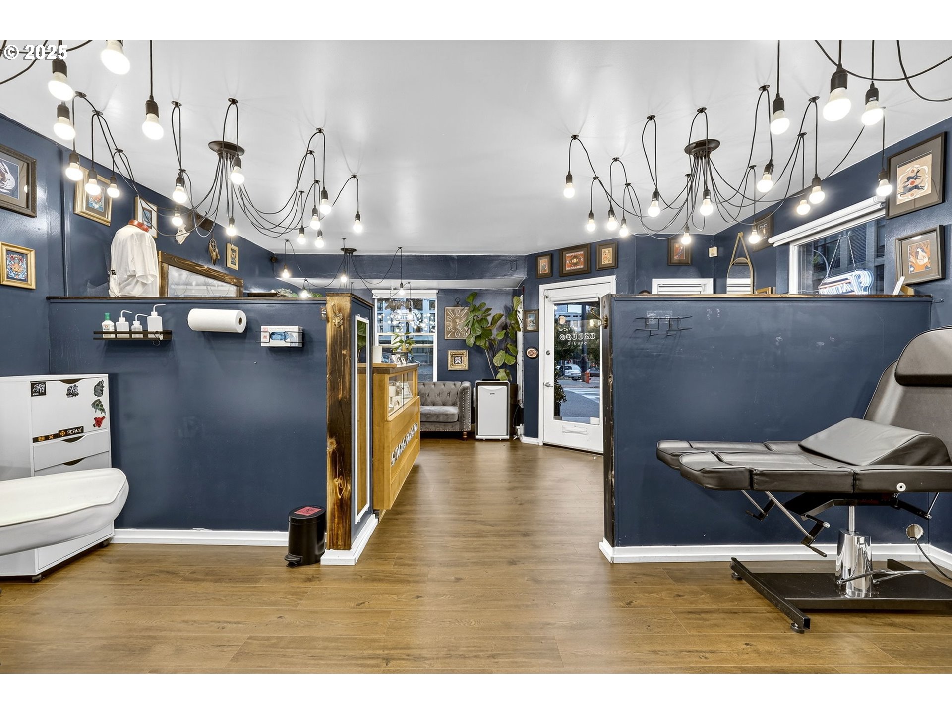 1104 SW COLUMBIA ST 1