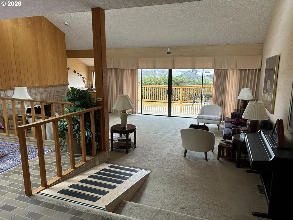 8003 SE EVERGREEN HWY