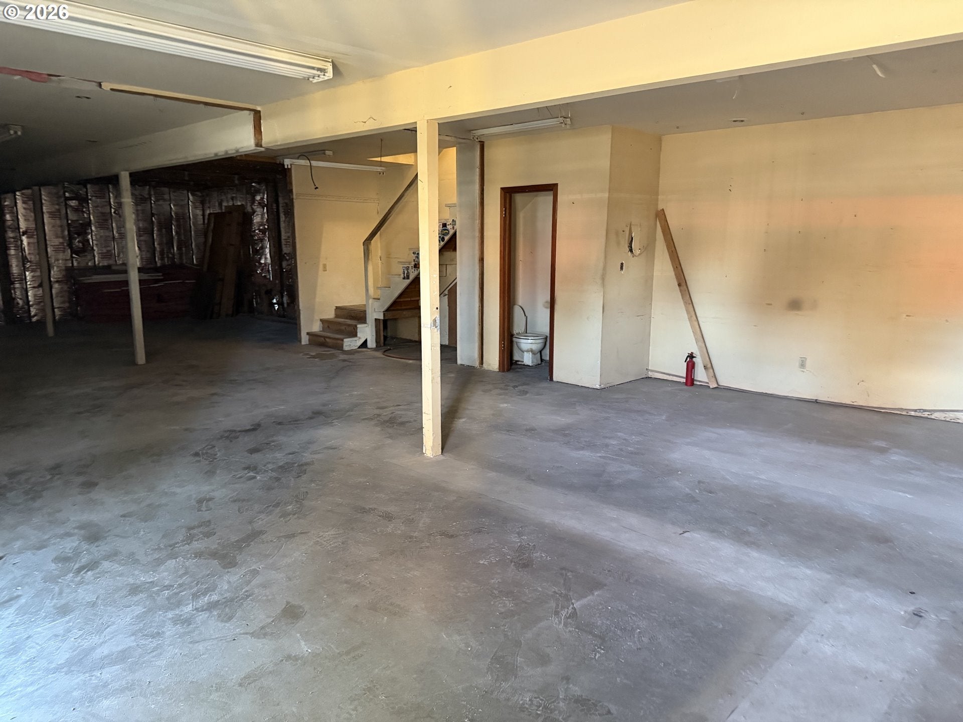 2604 PACIFIC AVE