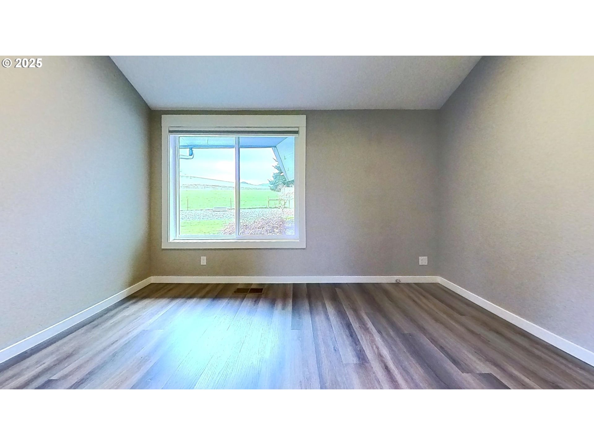Picture for the property 457889781, 3 beds, 3 baths