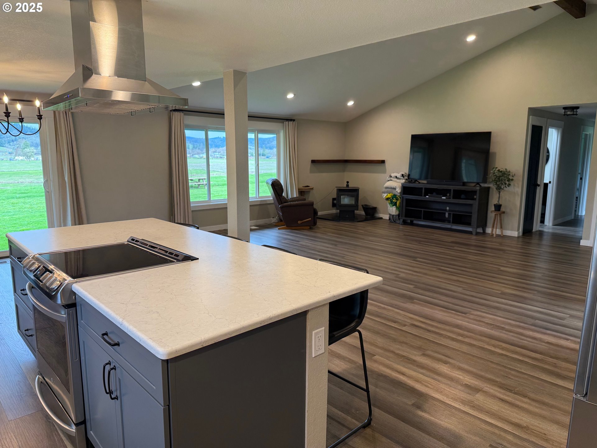 Picture for the property 457889781, 3 beds, 3 baths