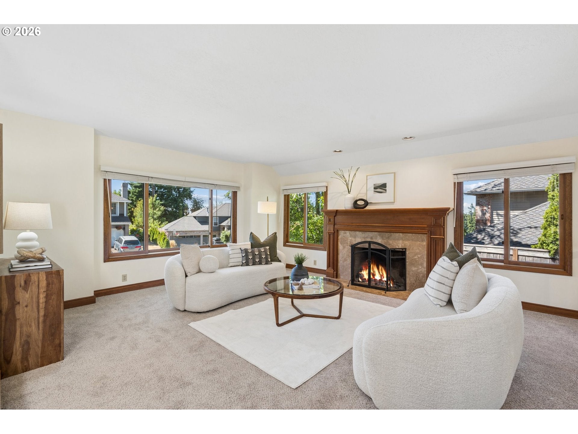 2107 CLUB HOUSE DR