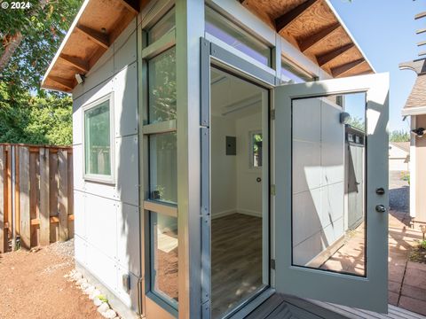 A home in Troutdale