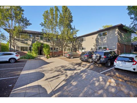 2301 SE CARUTHERS ST 10 Portland OR 97214