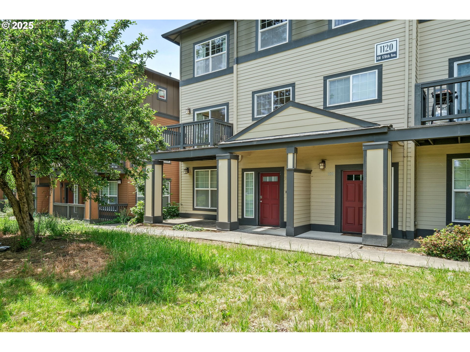 1120 SW 170TH AVE 201
