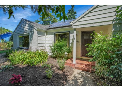 8913 N SENECA ST Portland OR 97203