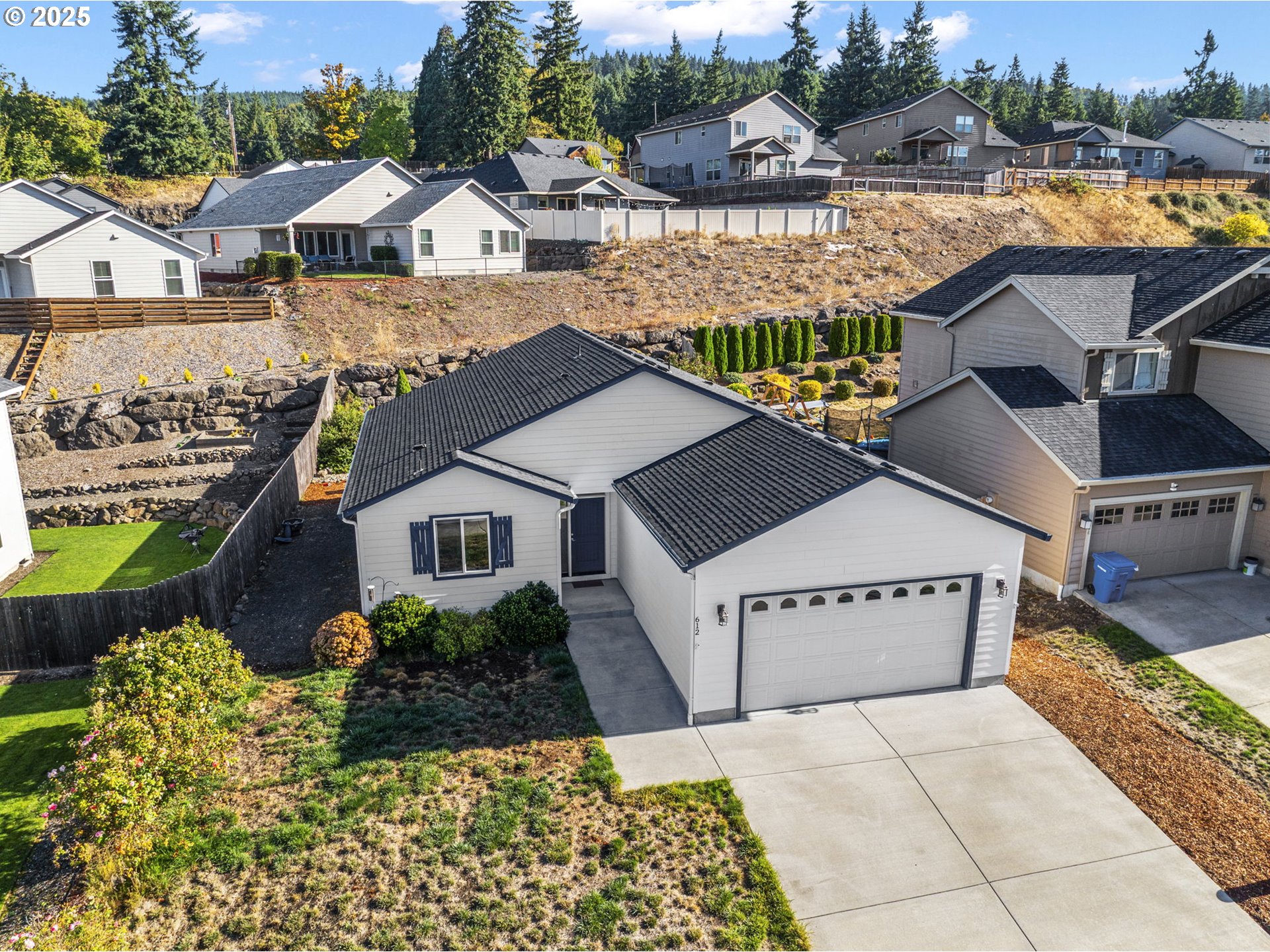 612 STONE VIEW WAY