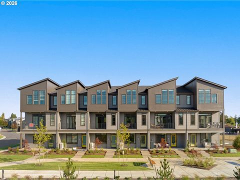 3413 SE EVERWOOD LN Hillsboro OR 97123