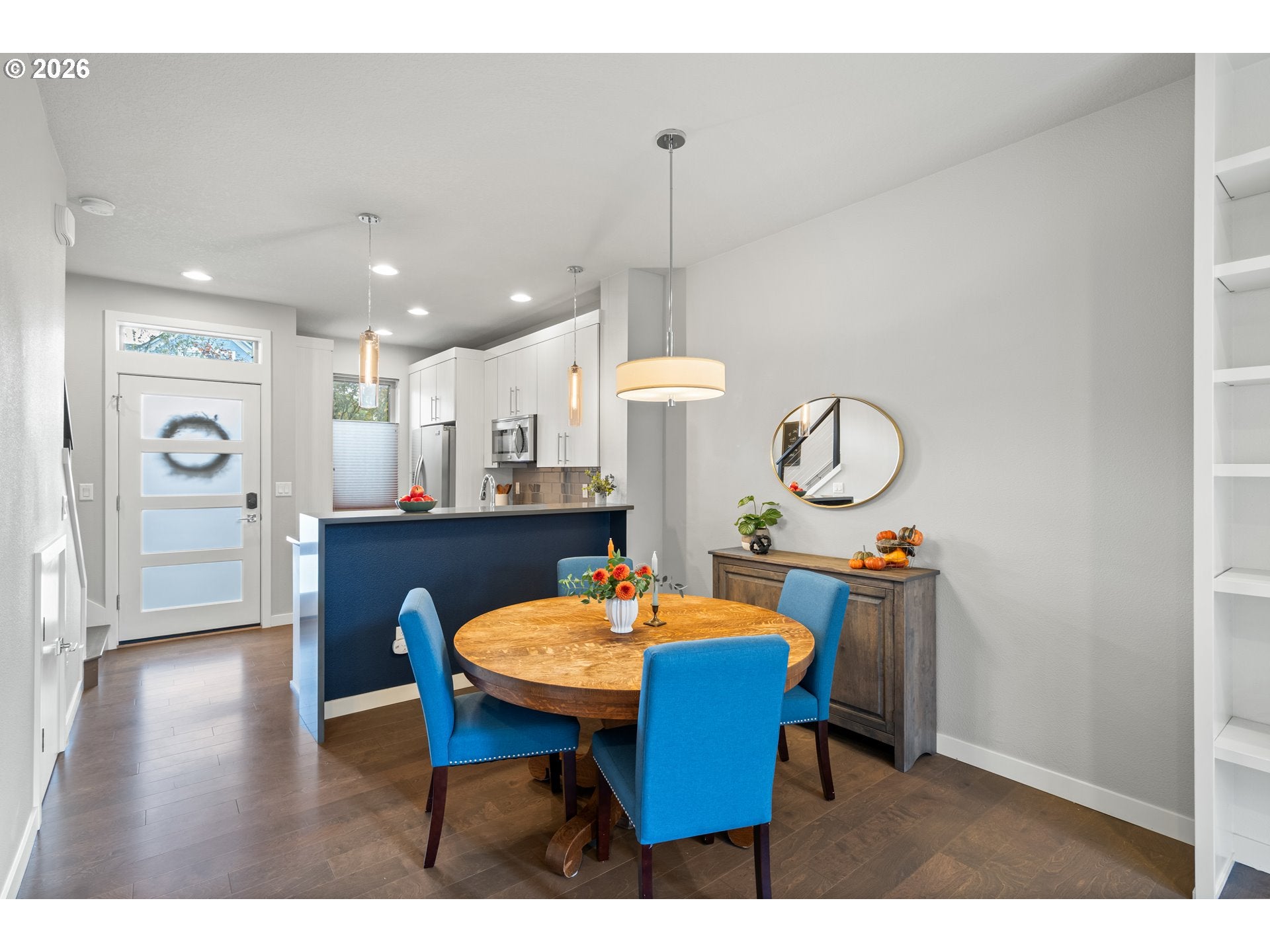 967 N KILLINGSWORTH CT
