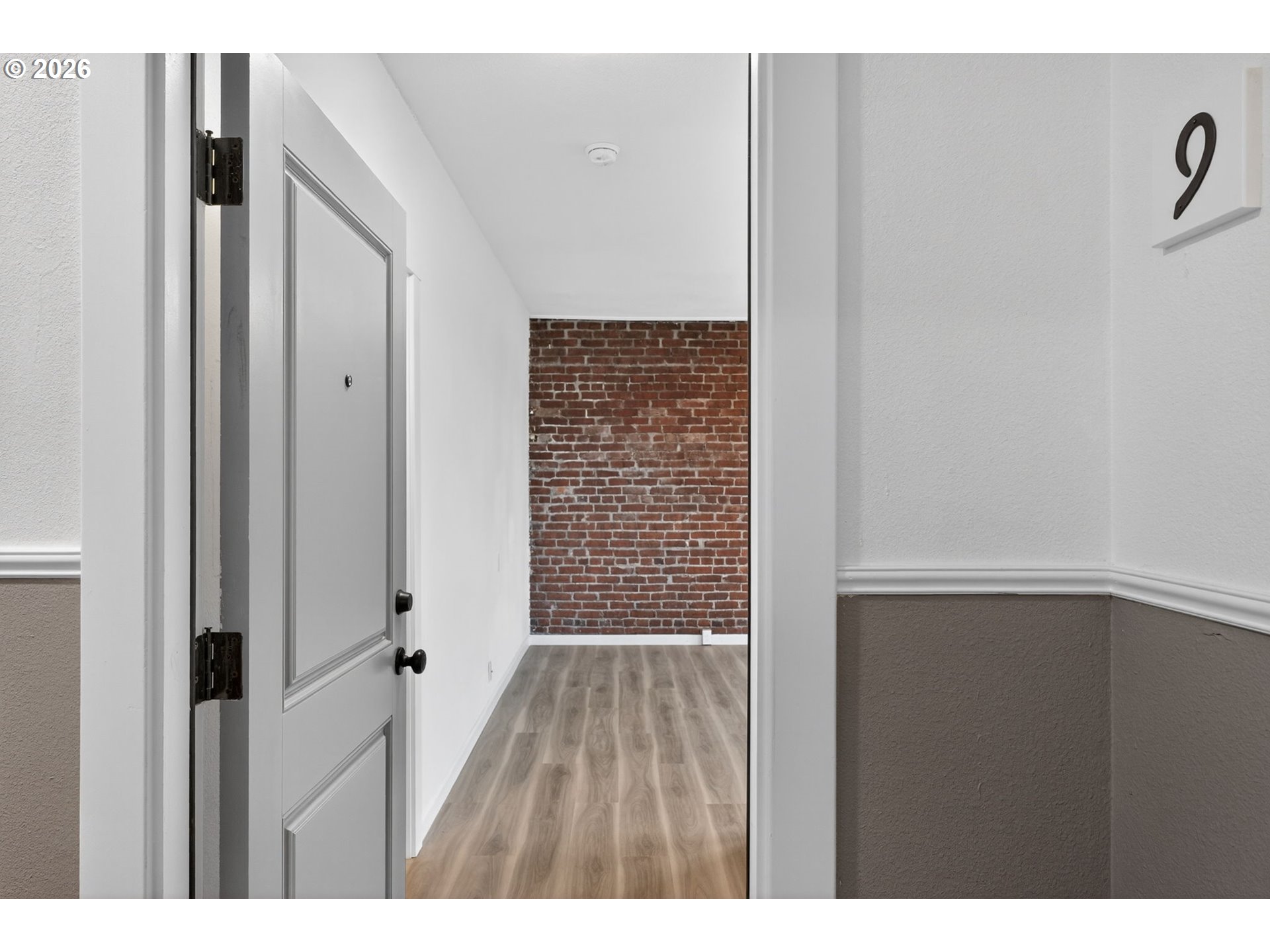 708 N KILLINGSWORTH ST 9