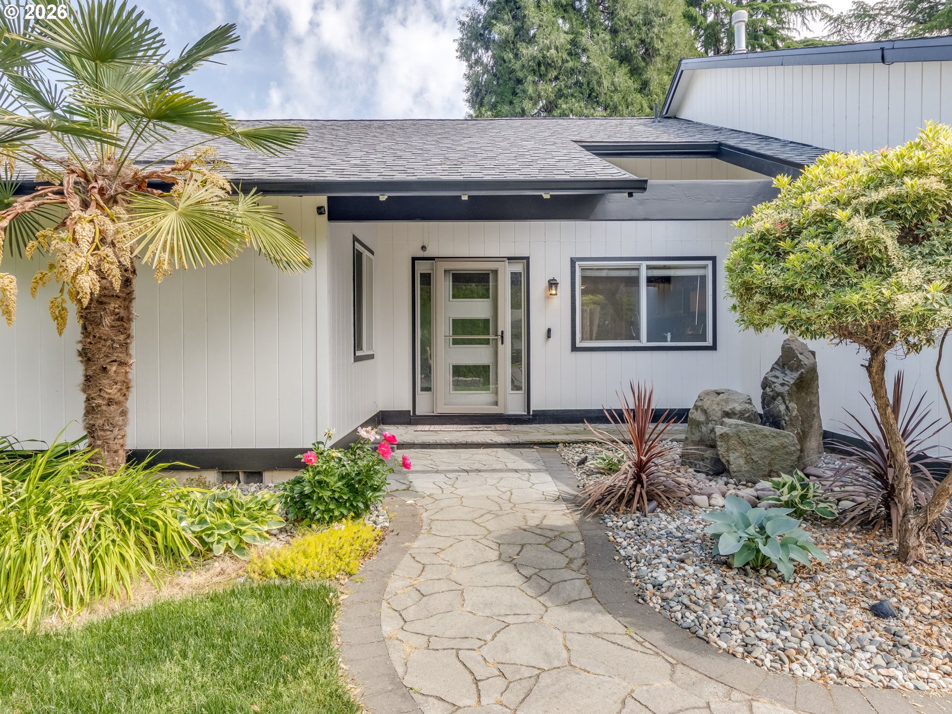 3520 NW PARKVIEW DR