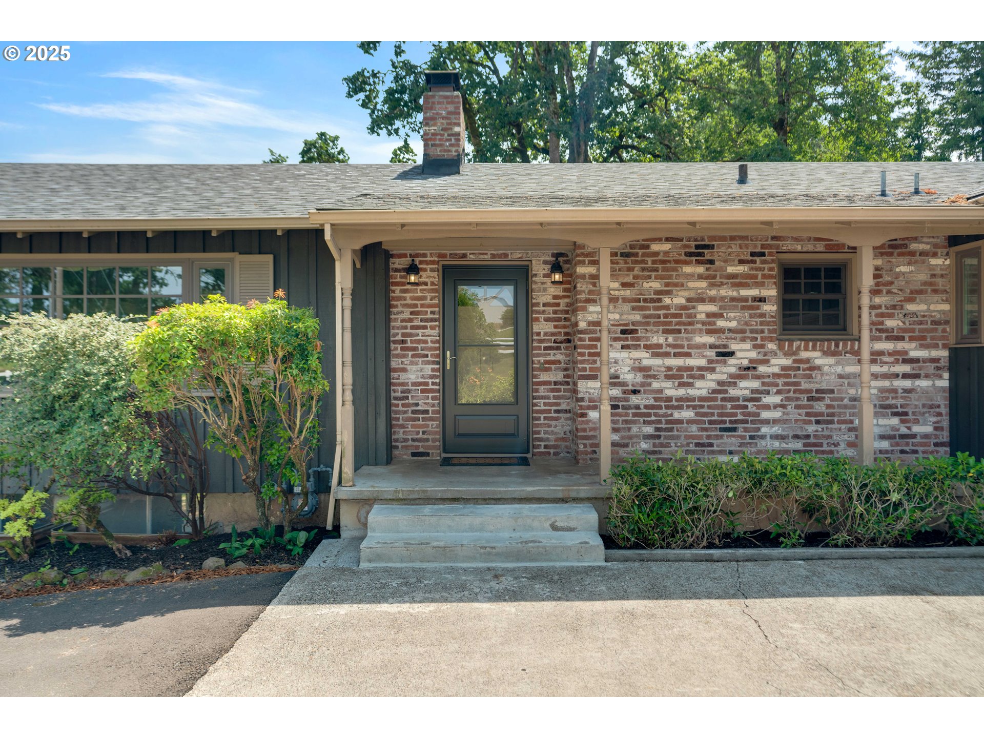 29141 SW PETES MOUNTAIN RD