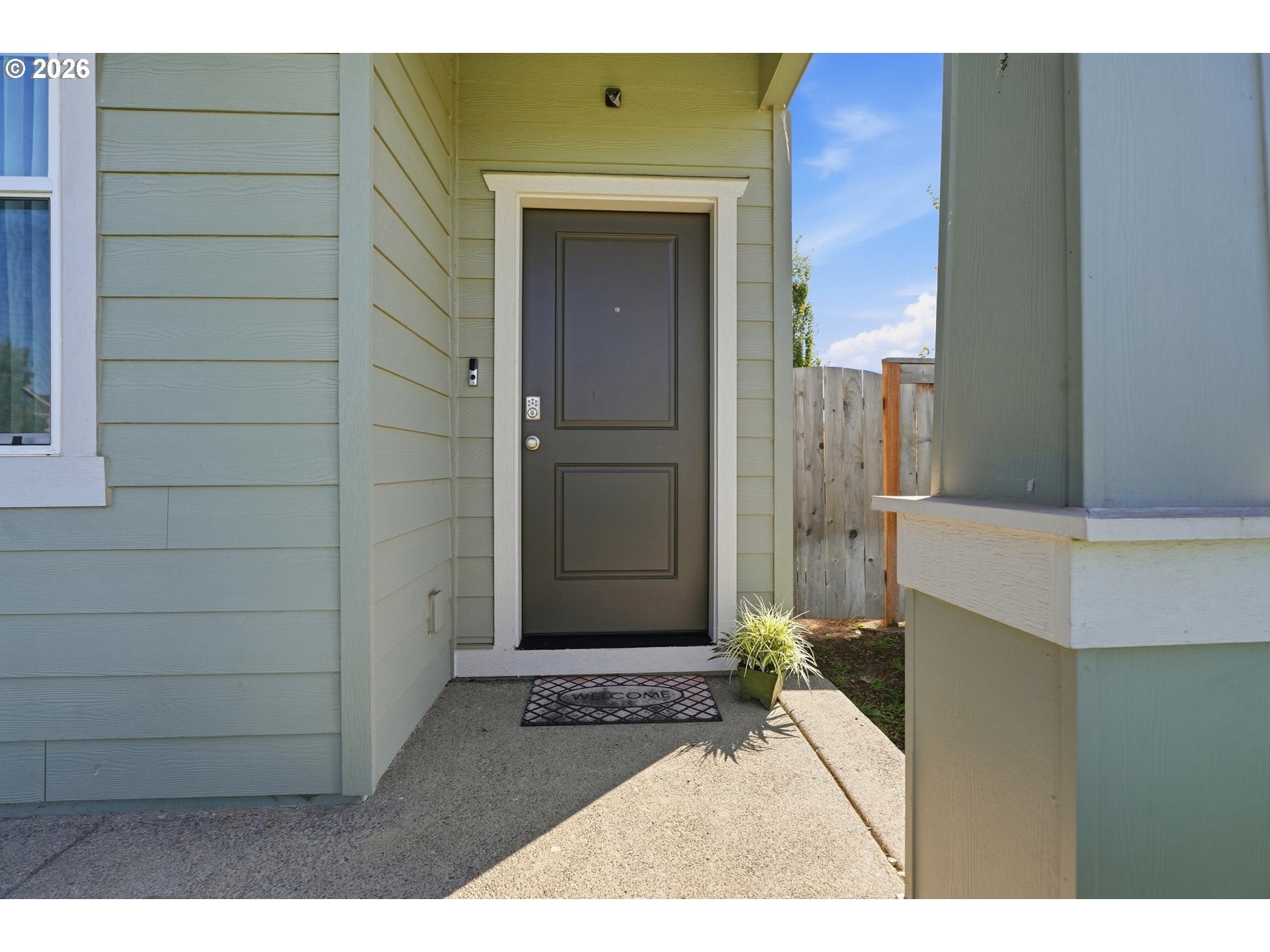 2295 LIVESAY LN