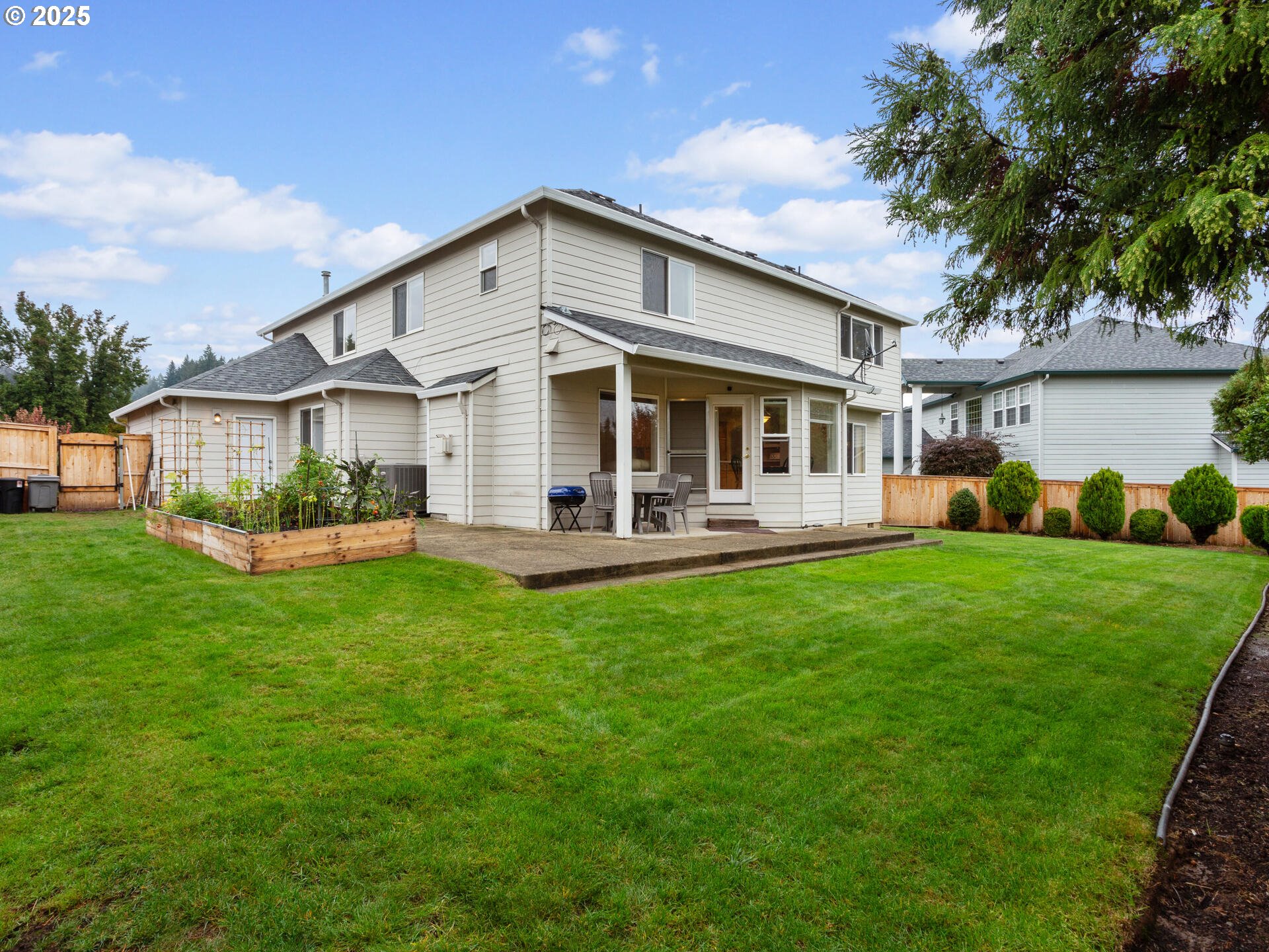 Vancouver, Washington 98686, United States, 5 Bedrooms Bedrooms, ,4 BathroomsBathrooms,Residential,Active,97586