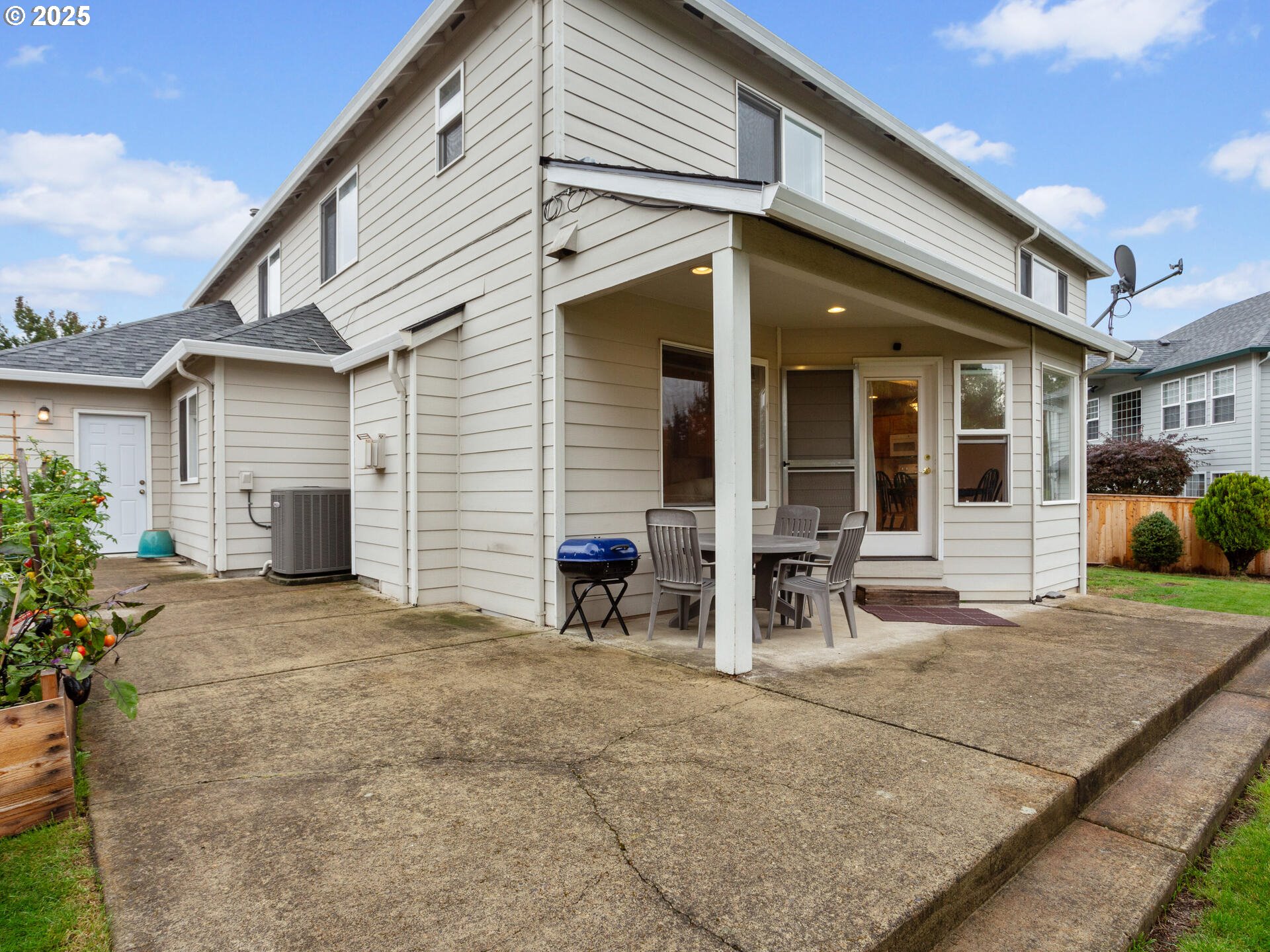 Vancouver, Washington 98686, United States, 5 Bedrooms Bedrooms, ,4 BathroomsBathrooms,Residential,Active,97586