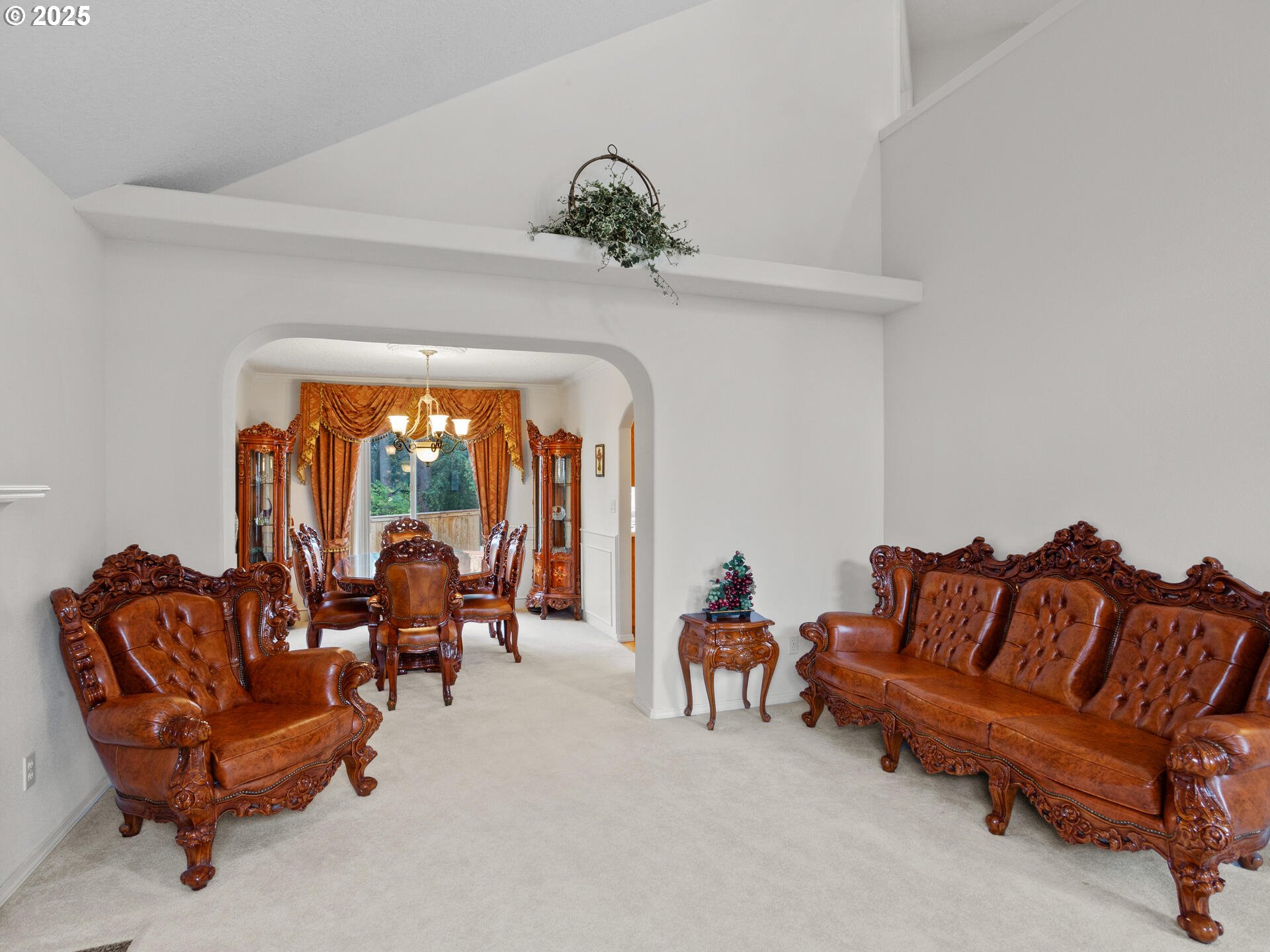 Vancouver, Washington 98686, United States, 5 Bedrooms Bedrooms, ,4 BathroomsBathrooms,Residential,Active,97586