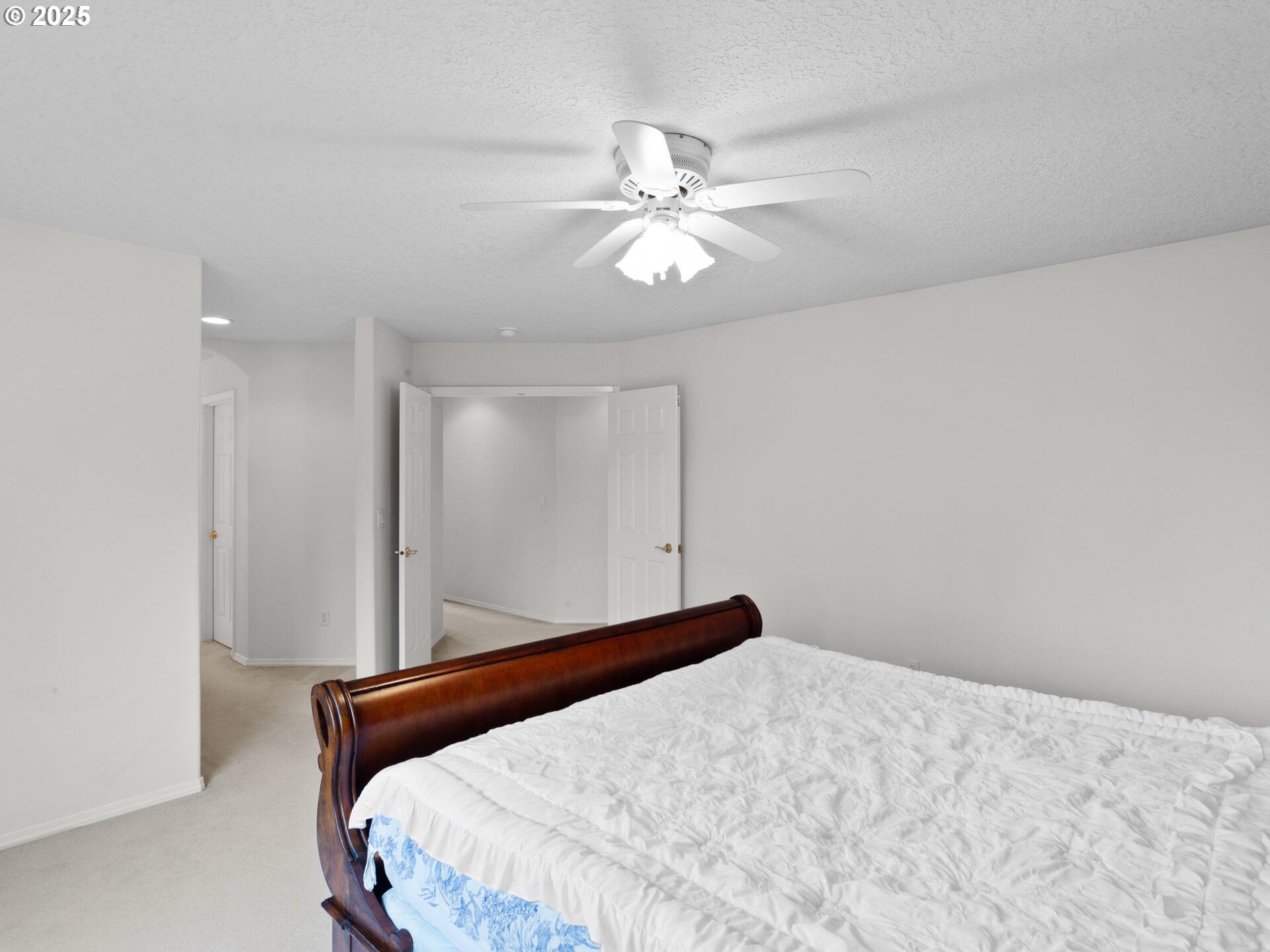 Vancouver, Washington 98686, United States, 5 Bedrooms Bedrooms, ,4 BathroomsBathrooms,Residential,Active,97586