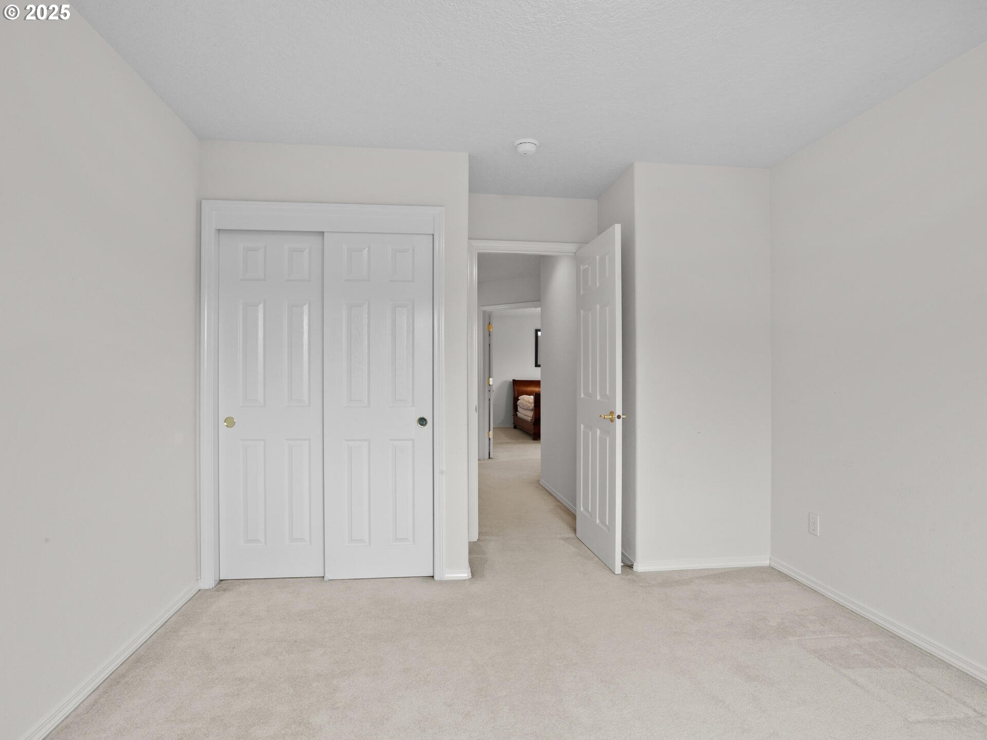 Vancouver, Washington 98686, United States, 5 Bedrooms Bedrooms, ,4 BathroomsBathrooms,Residential,Active,97586