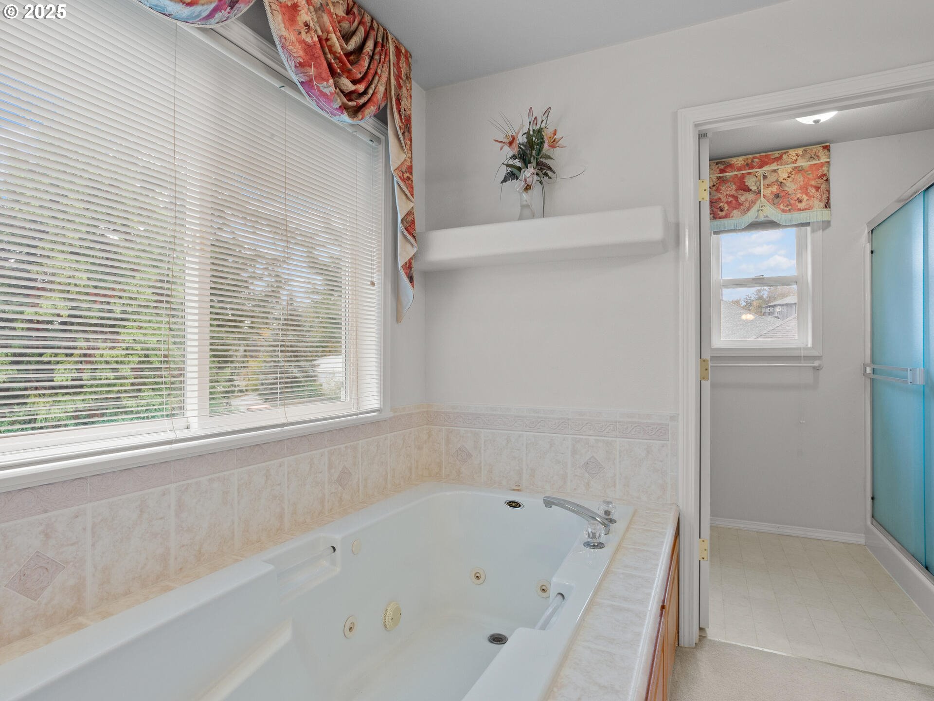 Vancouver, Washington 98686, United States, 5 Bedrooms Bedrooms, ,4 BathroomsBathrooms,Residential,Active,97586