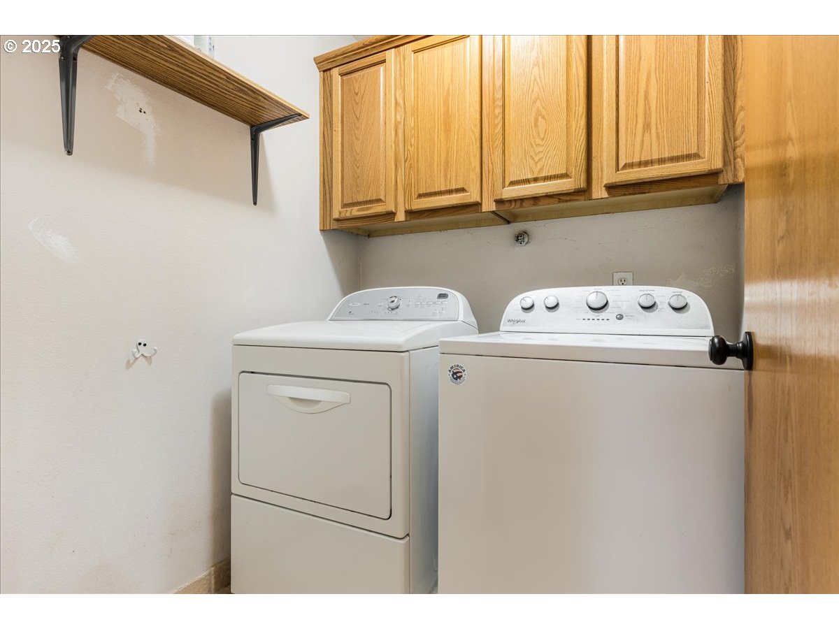 Hillsboro, Oregon 97123, United States, 3 Bedrooms Bedrooms, ,2 BathroomsBathrooms,Residential,Active,163481