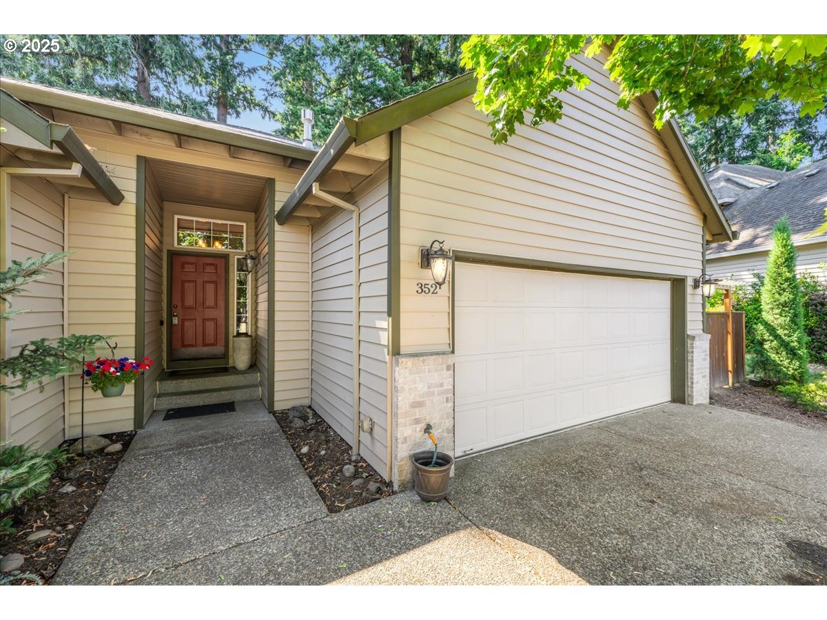 352 SE 58TH CT