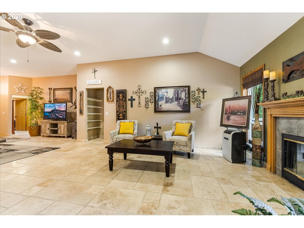 Hillsboro, Oregon 97123, United States, 3 Bedrooms Bedrooms, ,2 BathroomsBathrooms,Residential,Active,163481