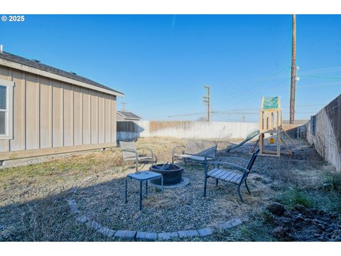 A home in Hermiston