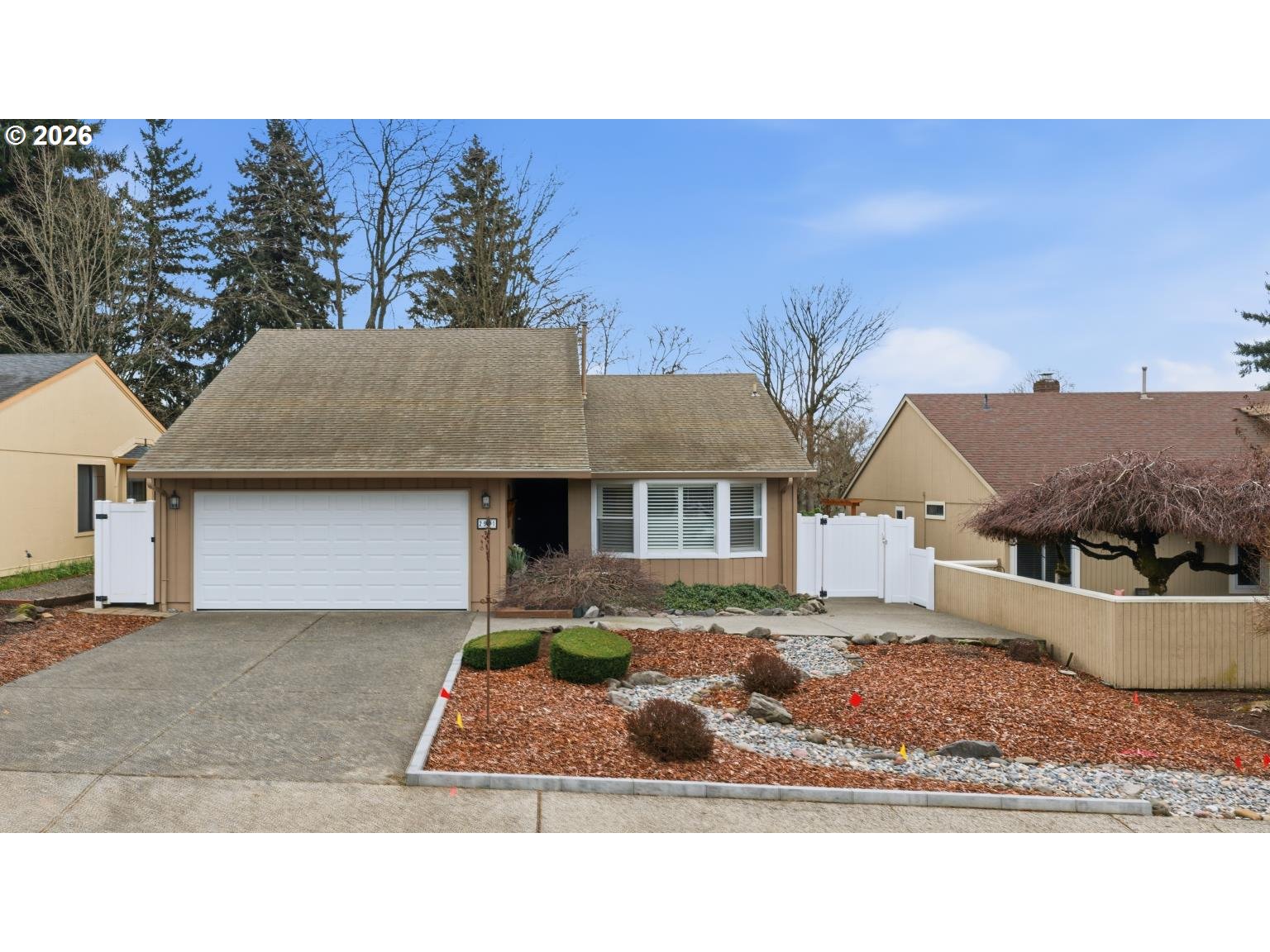 Photo 1 of 48 — 2901 SE BALBOA DR, Vancouver, WA 98683