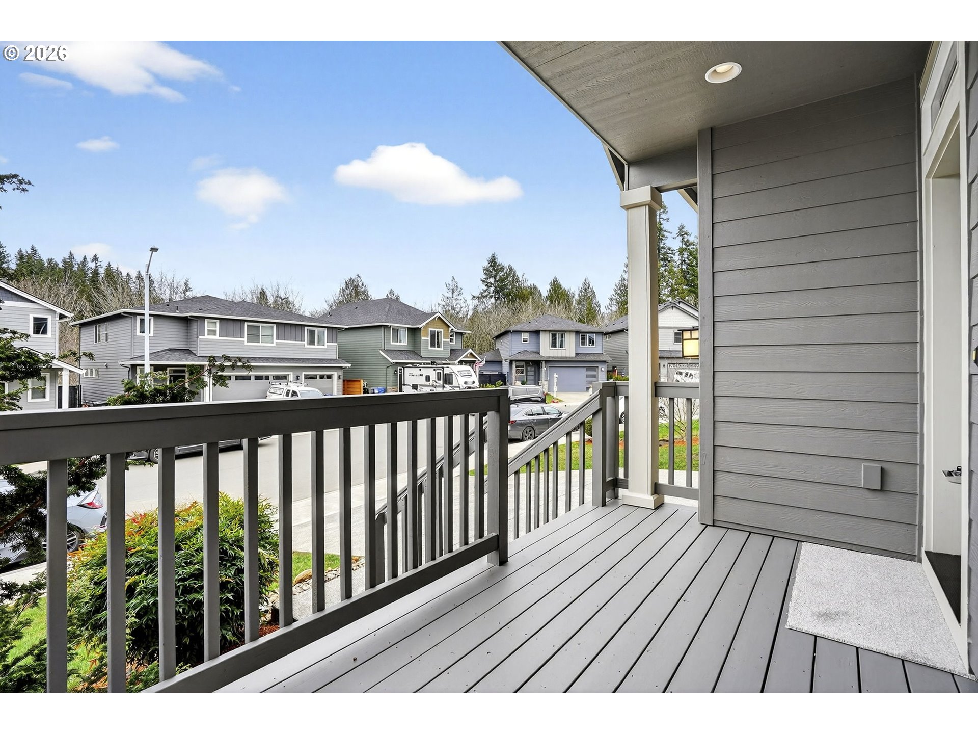 1057 NE REGAN HILL LOOP