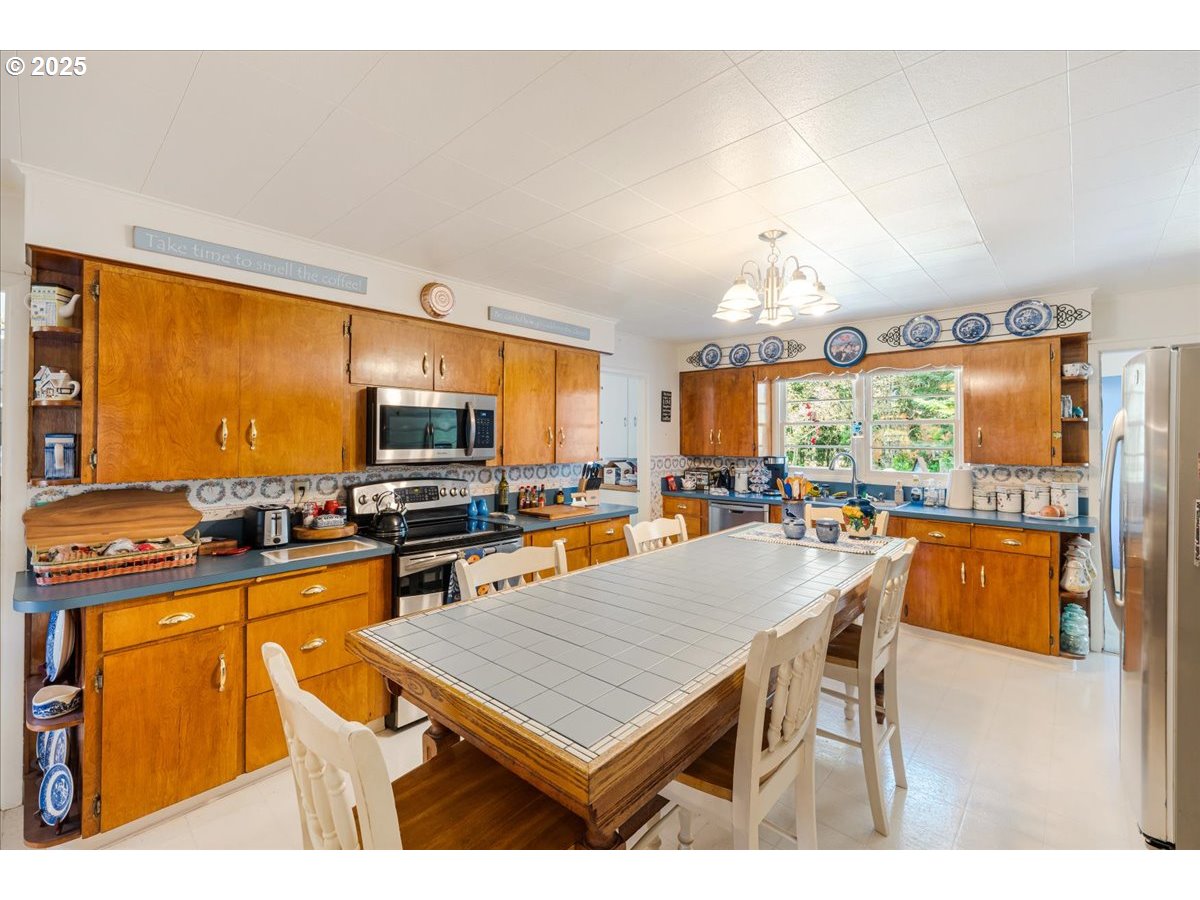 18050 SE LANGENSAND RD