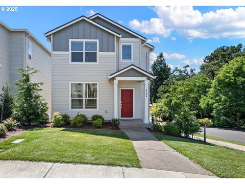 2504 BRACKENFERN RD Eugene OR 97403