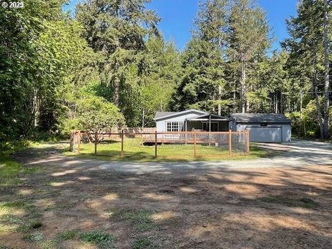 56129 TOM SMITH RD Bandon OR 97411