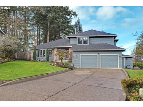 2925 SW LURADEL LN Portland OR 97219
