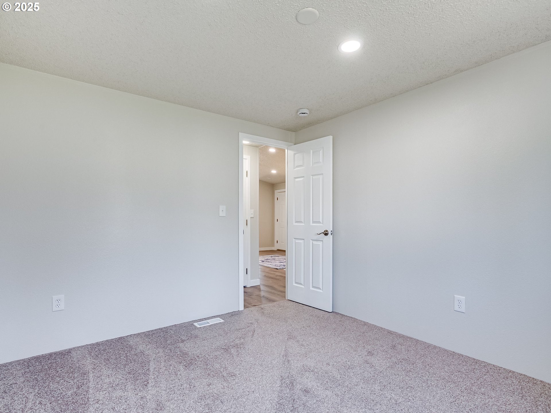 Vancouver, Washington 98682, United States, 3 Bedrooms Bedrooms, ,2 BathroomsBathrooms,Residential,Active,145590